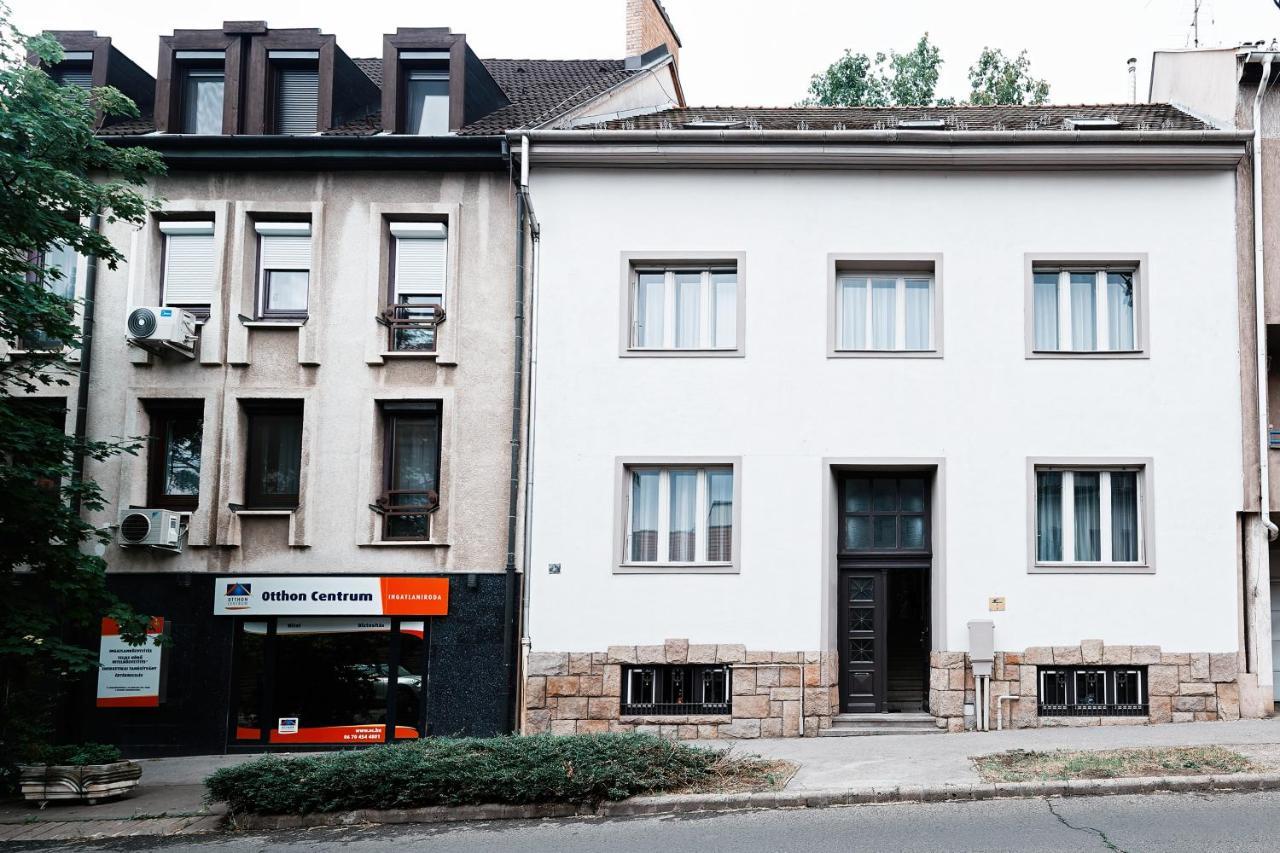 Villa Oliver Budapest Exterior foto